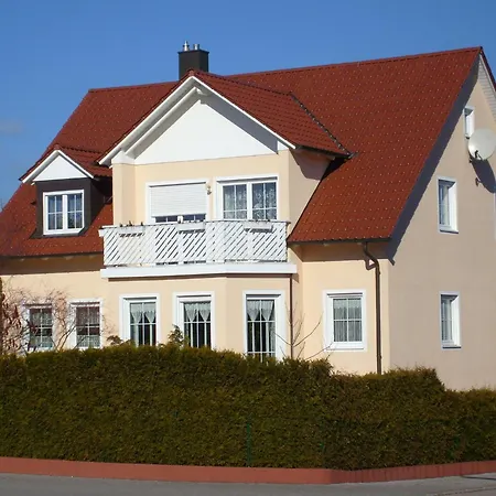 Fewoangela